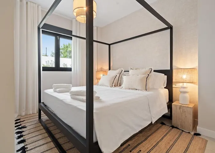 Garden Apt. Aranya - Pool, Gym And Co-working Space